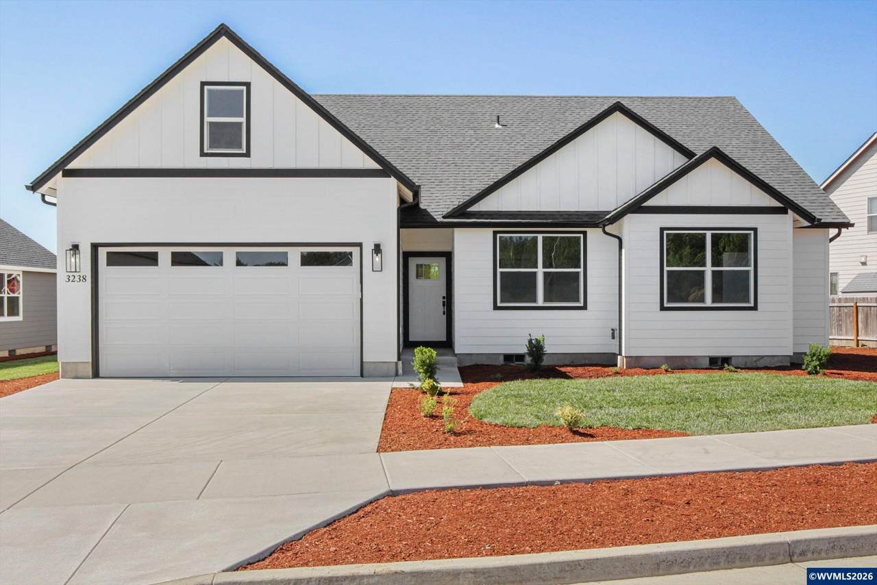 3238 23rd Av - Photo 1