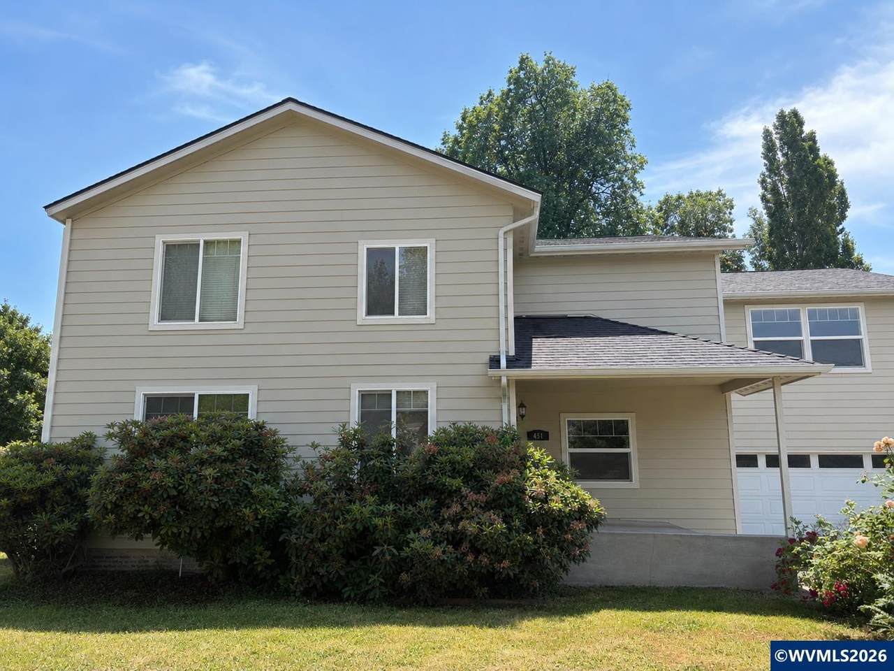 451 Oak Terrace St - Photo 1