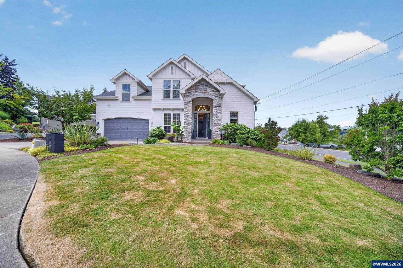 1750 Pinehurst Pl - Photo 1