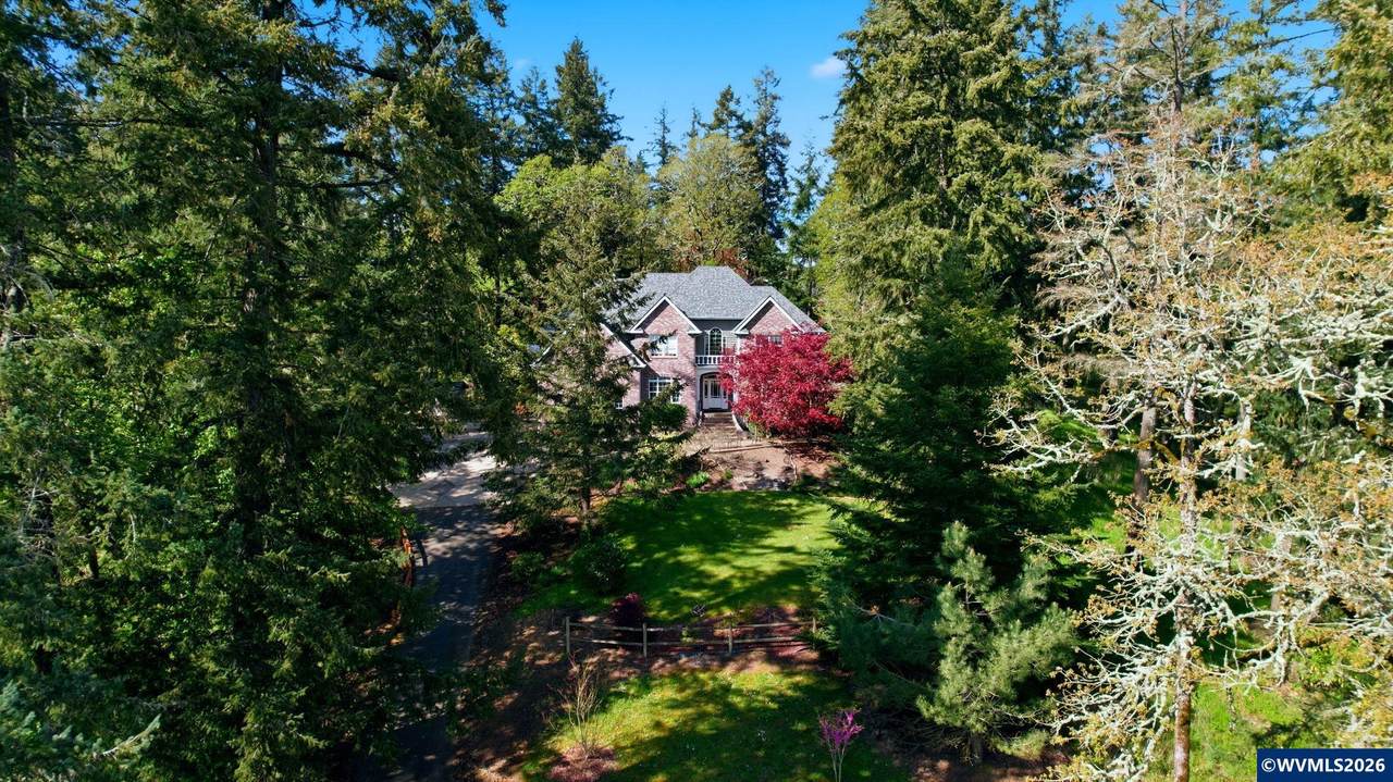 462 Shannon Dr - Photo 1
