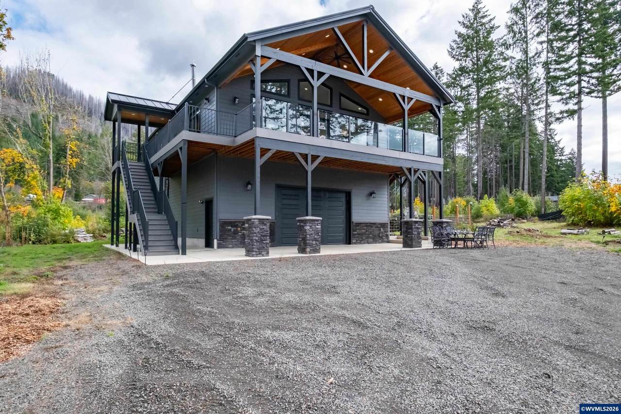 310 Detroit Rd - Photo 1