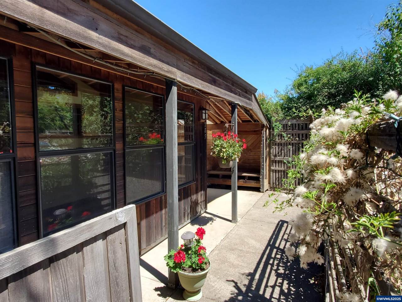5285 Watenpaugh Av - Photo 1