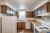 560 Manor - Photo 6