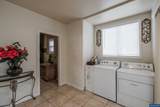 1329 Baker St - Photo 19