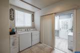 1329 Baker St - Photo 20