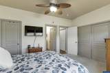 1924 Brookvale Av - Photo 23