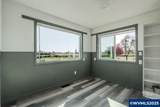 8668 Stayton Rd - Photo 18