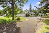 1067 Oak St - Photo 2