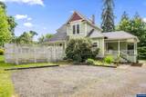 1067 Oak St - Photo 5