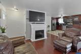 1233 Scepter Wy - Photo 8