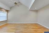 340 College St - Photo 18