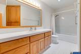 340 College St - Photo 9