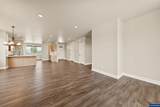 2528 Redwood Cir - Photo 11