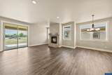 2528 Redwood Cir - Photo 8