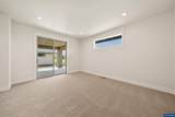 2366 Redwood Av - Photo 19