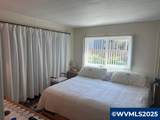 176 35th St - Photo 13