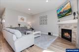 2754 Inna Av - Photo 5