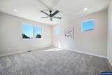 2024 Victory Av - Photo 25
