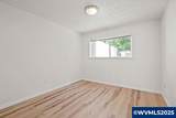 2661 Princess St - Photo 38