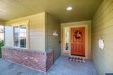 391 Churchill Downs Av - Photo 3