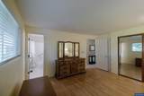 334 13th Av - Photo 19