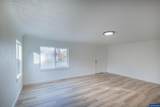 2194 Vaughn Av - Photo 4