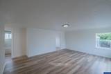 2194 Vaughn Av - Photo 5
