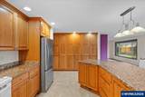 997 Julie St - Photo 9