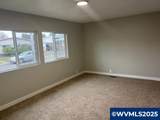 5422 Portland - Photo 13