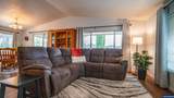 663 Royalty - Photo 7