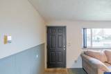 920 9th St - Photo 4