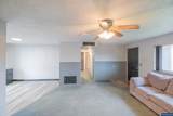 920 9th St - Photo 7