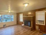 1323 Hawthorne St - Photo 2