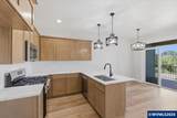 595 Evergreen Av - Photo 18
