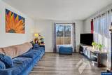 1330 Lee St - Photo 6