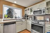 996 Parkway Dr - Photo 16