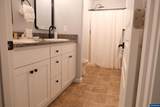 2432 Robbins Way Wy - Photo 15