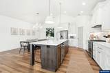 2049 Arrowwood Av - Photo 14