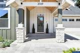 2049 Arrowwood Av - Photo 3