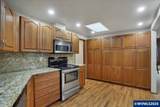 989 Hunter St - Photo 16