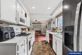 990 Hazel St - Photo 36