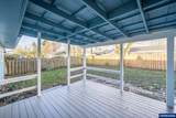 1515 Powell St - Photo 16