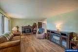 1360 Sunset Ln - Photo 5