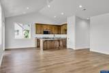 3238 23rd Av - Photo 9