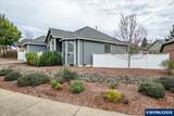 684 Jasper St - Photo 4