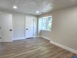 1050 Cardinal St - Photo 21