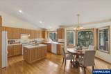 1075 Charlemagne Pl - Photo 10