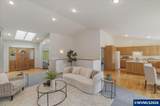 1075 Charlemagne Pl - Photo 6