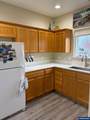 686 Columbia Dr - Photo 5