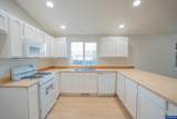 399 Breezy Wy - Photo 3